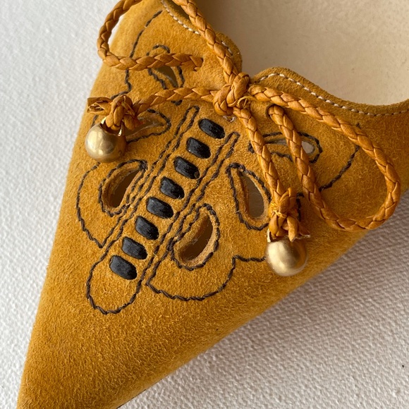 Jimmy Choo Mustard Yellow Suede Heels - Picture 4 of 7